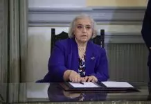 Επιτελικό κράτος fast track: Τρία ΦΕΚ σε λιγότερο από 24 ώρες για τον διορισμό Παπαδοπούλου