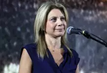 Μετά τον Κοκοτσάκη, ακόμη δύο αποχωρήσεις από το κόμμα Καρυστιανού – «Καρφιά» για «περίκλειστη παρέα»