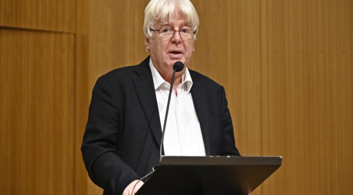 Γιώργος Σιακαντάρης: Ανοησίες