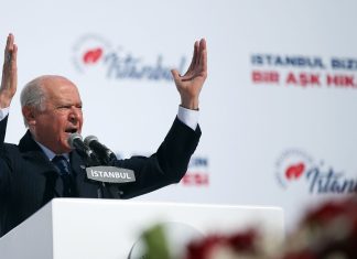 Μπαχτσελί: «Θα χτυπήσουμε στο κεφάλι» όποιον αντιτάσσεται στην Τουρκία