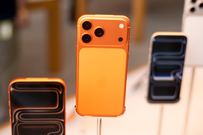 Η νέα εντυπωσιακή λειτουργία στα iPhone που αλλάζει τη γωνία στις φωτογραφίες μετά τη λήψη