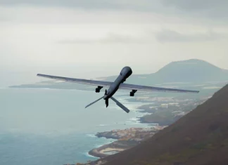 Οι ΗΠΑ κατέρριψαν ιρανικά drones που κατευθύνονταν προς τα Στενά του Ορμούζ