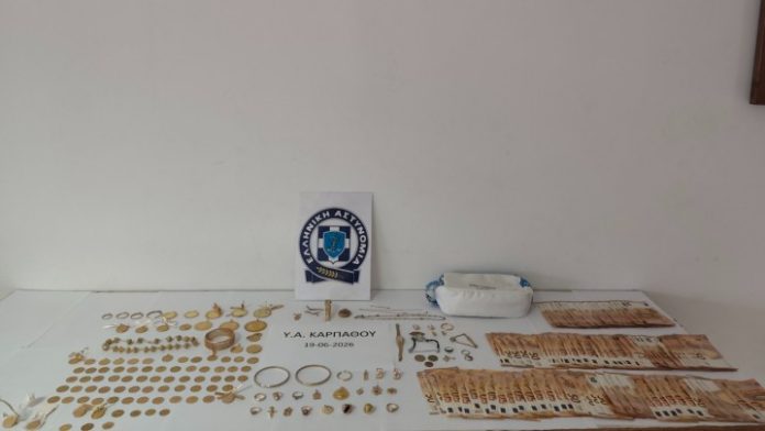 Παρίσταναν τους λογιστές κι άρπαξαν χρήματα και κοσμήματα στην Κάρπαθο