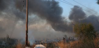 Θεσσαλονίκη: Οριοθετήθηκε η φωτιά στην Περαία – Συνεχίζεται η μάχη με τις φλόγες