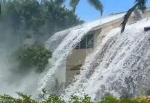 Τεράστιο κύμα σκάει σε σπίτια στη Χαβάη, πλημμύρισαν διαμερίσματα, ξεριζώθηκαν κεραμίδια, δείτε βίντεο