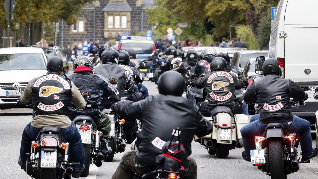 hells-angels-1-1