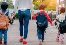 Επίδομα 150 ευρώ ανά παιδί: Πότε θα πληρωθεί και ποιοι είναι δικαιούχοι