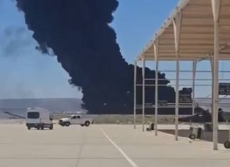Έρευνες για τη συντριβή του θρυλικού βομβαρδιστικού B-52 στην Καλιφόρνια: Το μυστήριο πίσω από την πτώση του γίγαντα των αιθέρων