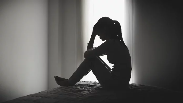 Η απίστευτη περιπέτεια 19χρονης από τη Λέσβο: Δεν μπορεί να βγάλει ταυτότητα, δεν… υπάρχει ούτε για την Ελλάδα, ούτε για τη Βουλγαρία