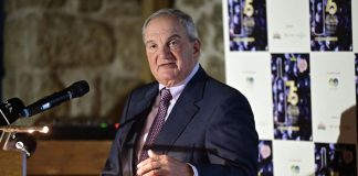 Οι «δυσαρεστημένοι» στην ομιλία Καραμανλή