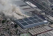 Σε κατάσταση έκτακτης ανάγκης το Λος Άντζελες, καίει για ημέρες φωτιά σε αποθήκη