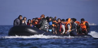 Δύο λέμβοι με 83 παράνομους αλλοδαπούς εντοπίστηκαν νότια των Καλών Λιμένων