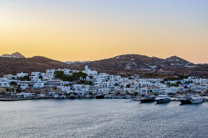 Μήλος: Τραυματίστηκε ναυτικός κατά τη διάρκεια εργασιών σε πλοίο – Συνελήφθησαν ο πλοίαρχος και ο χειριστής του μηχανήματος