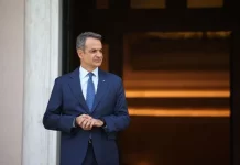 Ο “μη ανασχηματισμός” και τα πολιτικά μηνύματα Μητσοτάκη