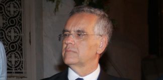 Σκάνδαλο πολεοδομίας: Ο γιος του πρώην Εισαγγελέα ΑΠ Ντογιάκου μιλά με τον «αρχηγό»