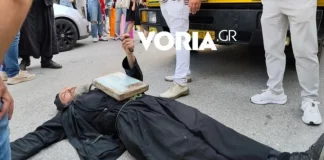 Διαμαρτυρία ρασοφόρων κατά του Pride στη Θεσσαλονίκη: Ο ένας ξάπλωσε συμβολικά μπροστά σε άρμα! (VIDEO)