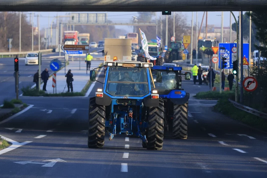 trakter-agrotes-2212.jpg