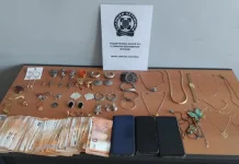 Σύζυγος αστυνομικού έστησε παγίδα σε απατεώνες, στα χέρια της ΕΛΑΣ κύκλωμα με λεία 690.000 ευρώ