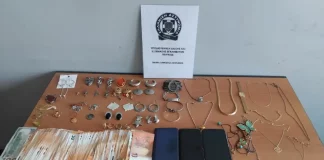 Σύζυγος αστυνομικού έστησε παγίδα σε απατεώνες, στα χέρια της ΕΛΑΣ κύκλωμα με λεία 690.000 ευρώ