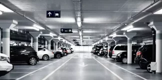 Tα σούπερ μάρκετ δίνουν τη λύση στο πρόβλημα στάθμευσης και φόρτισης
