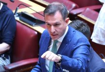 Γιατί αξίζει το… χρυσό βατόμουρο ο Παναγιώτης Δουδωνής