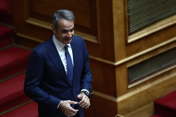 Μητσοτάκης: Μετά την πρώτη αποτυχία μείωσης 10 λεπτών στα καύσιμα που είχε ανακοινώσει, σήμερα ανακοίνωσε ακόμη 10…