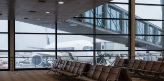 Έκανε 8.000 χιλιόμετρα για μια… διαδικτυακή αγάπη – Κατέληξε να περιμένει μόνος του 10 ημέρες σε αεροδρόμιο