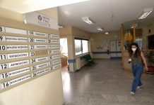 Τα Κέντρα Υγείας στην Αττική μετατρέπονται σε «κέντρα συνταγογράφησης» λόγω υποστελέχωσης: Οι 5 μονάδες που «βουλιάζουν»