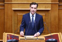 Ποιον από τον Κασσελάκη παίρνει το ΠΑΣΟΚ
