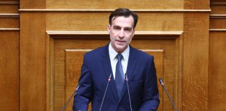 Ποιον από τον Κασσελάκη παίρνει το ΠΑΣΟΚ