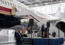 Στα… πιτς το νέο Air Force One του Τραμπ μέχρι να λάβει πρόσθετες αναβαθμίσεις – Θα χρησιμοποιεί το παλιό
