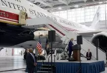 Στα… πιτς το νέο Air Force One του Τραμπ μέχρι να λάβει πρόσθετες αναβαθμίσεις – Θα χρησιμοποιεί το παλιό