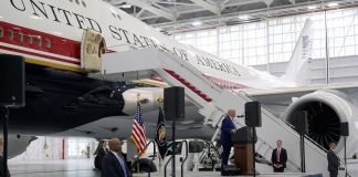 Στα… πιτς το νέο Air Force One του Τραμπ μέχρι να λάβει πρόσθετες αναβαθμίσεις – Θα χρησιμοποιεί το παλιό