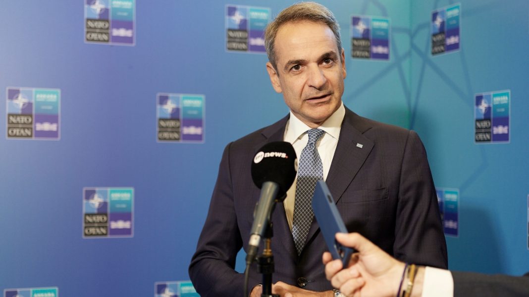 MITSOTAKIS-3