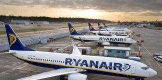 Νέος χαμός με την Ryanair – Πέταξαν επιβάτες εκτός πτήσης στη Μαδρίτη
