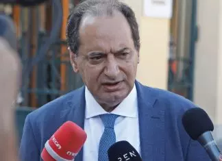 Χρήστος Σπίρτζης: Αξιοπρέπεια