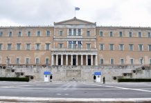 Ο καθεστωτισμός, τα φαινόμενα διαφθοράς και τα «ναρκοπέδια» στον δρόμο για τις κάλπες