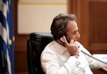 ΠΑΣΟΚ σε Κ.Μητσοτάκη: «Τον κ. Ντόκο θα συμβουλευτείτε όταν σηκώσετε το τηλέφωνο στις 3 το πρωί;»