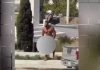 Συνελήφθη ο γυμνός τουρίστας στη Μύκονο – Τρεις αστυνομικοί χρειάστηκαν για να τον ακινητοποιήσουν