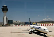 Αδιανόητη συμπεριφορά της Ryanair στη Μαδρίτη: Πέταξαν ζευγάρι από το αεροπλάνο, απίστευτη περιπέτεια