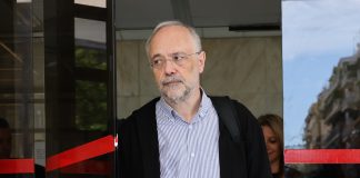 Θανάσης Αυγερινός: Παραιτήθηκε από εκπρόσωπος του κόμματος Καρυστιανού