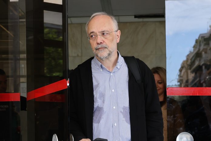 Θανάσης Αυγερινός: Παραιτήθηκε από εκπρόσωπος του κόμματος Καρυστιανού