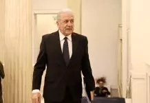 Βουλή: Ομόφωνη εισήγηση για άρση ασυλίας του Δημήτρη Αβραμόπουλου