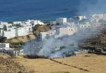 Φωτιά στην Τήνο
