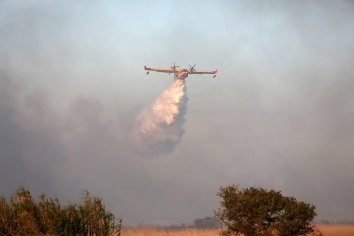 Φωτιά στον Άγιο Δημήτριο Μεσσηνίας – Σηκώθηκαν 5 εναέρια