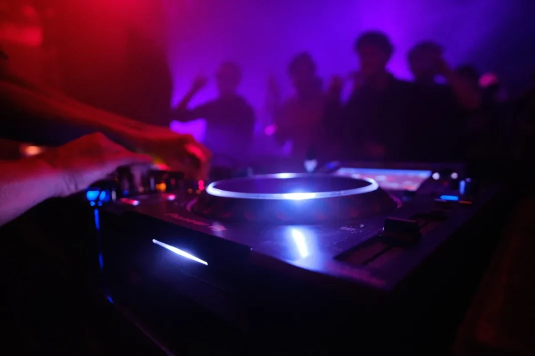 club-ixorypansi.jpg