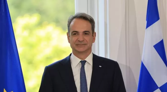 Αποδυναμώνεται το σενάριο του Μαξίμου για δυναμική κάθοδο στις εκλογές