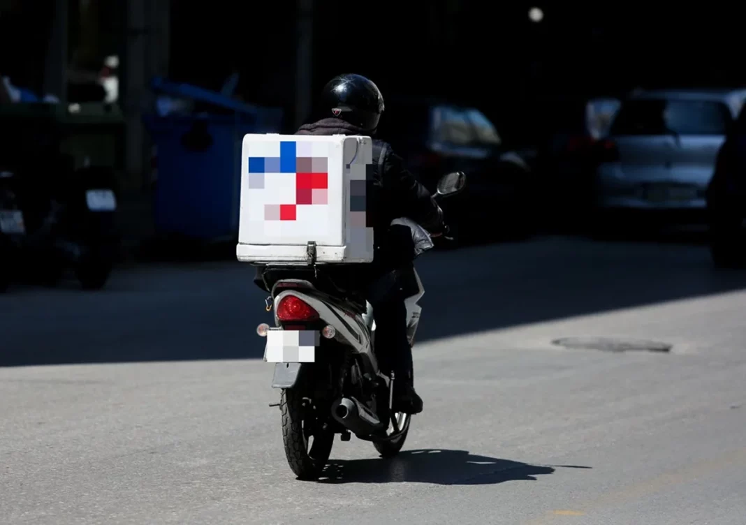 delivery-dianomeas1601_censored.jpg