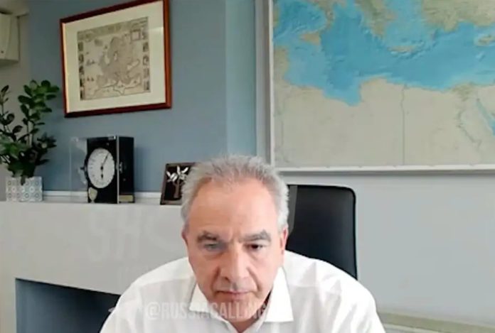 Ρώσοι φαρσέρ παγίδευσαν τον ΓΓ Εθνικής Ασφάλειας – Τι λένε στο in πηγές κοντά στον Θάνο Ντόκο