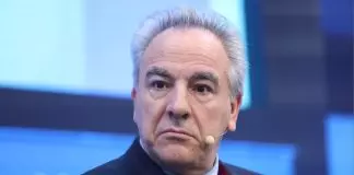 Έκλεισε άρον-άρον το «θέμα Ντόκου» το Μαξίμου